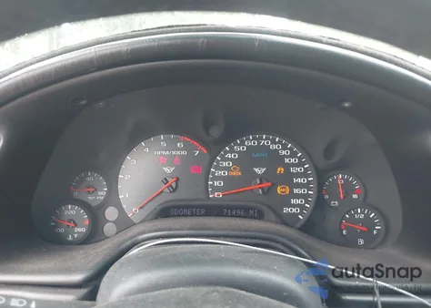 1997 Chevrolet Corvette z USA, uszkodzony, nr VIN 1G1YY22G4V5105015